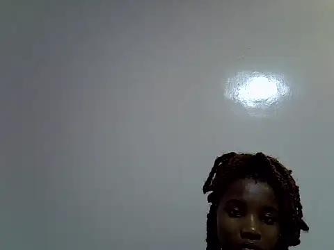 Snapshot of lee_shaz chatting on May 19, 10:49 pm lee shaz online show from May 19, 10:49 pm