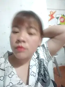 Loleml01 online show from May 21, 3:35 am