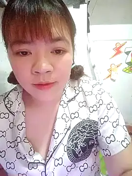 Loleml01 online show from May 29, 6:00 am