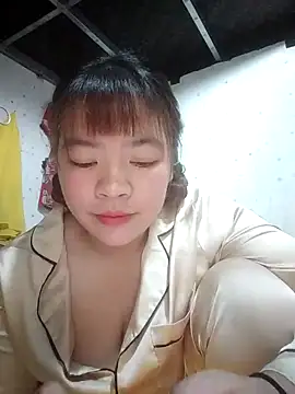 Loleml01 online show from June 18, 4:02 am