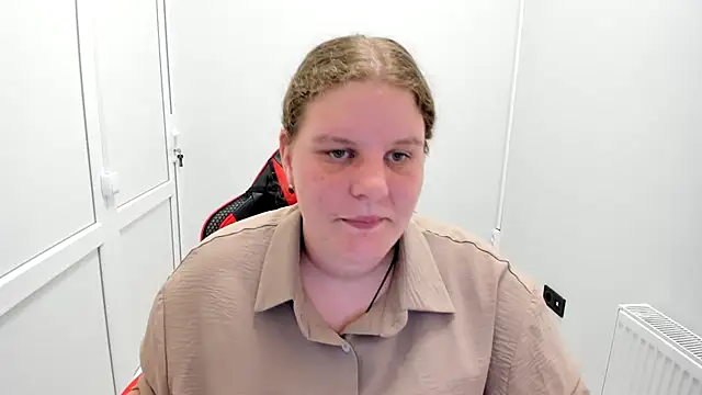 Bella shyy  online show from July 4, 3:18 pm