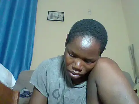 Snapshot of Blacksexyqueen24 chatting on May 21, 6:37 pm Blacksexyqueen24 online show from May 21, 6:37 pm