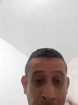 Snapshot of yosep38 chatting on May 23, 4:39 am yosep38 online show from May 23, 4:39 am