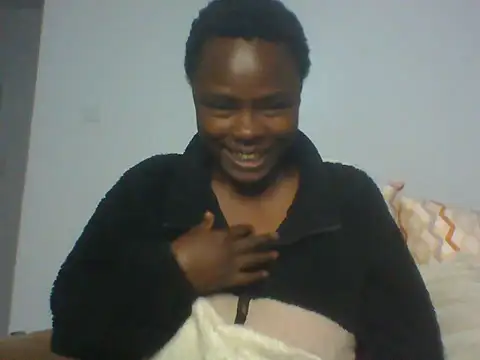 Snapshot of sweet_ebony34 chatting on June 22, 10:07 pm sweet ebony34 online show from June 22, 10:07 pm
