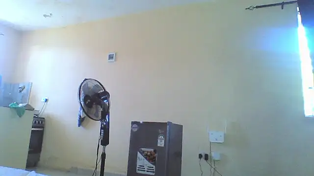 Snapshot of sexybaddie1 chatting on May 22, 12:33 pm sexybaddie1 online show from May 22, 12:33 pm