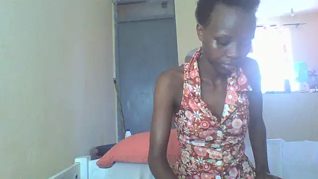 Snapshot of sexybaddie1 chatting on May 27, 9:28 am sexybaddie1 online show from May 27, 9:28 am