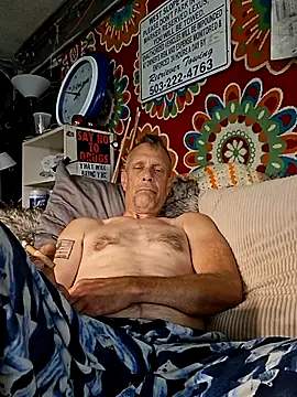 Snapshot of truckdawg2023 chatting on July 25, 9:45 pm truckdawg2023 online show from July 25, 9:45 pm