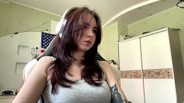 Snapshot of MellisaReckard chatting on May 21, 12:45 pm MellisaReckard online show from May 21, 12:45 pm