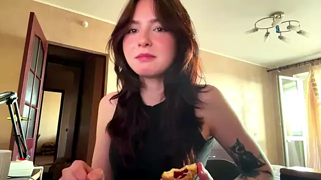 Snapshot of MellisaReckard chatting on June 17, 4:41 pm MellisaReckard online show from June 17, 4:41 pm