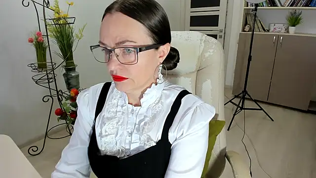 Vika73 online show from November 29, 7:22 am