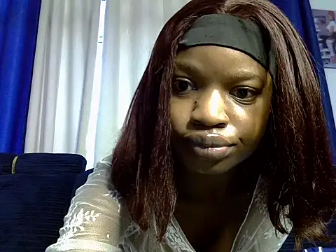 Snapshot of Snacky_ chatting on May 18, 5:24 am Snacky online show from May 18, 5:24 am