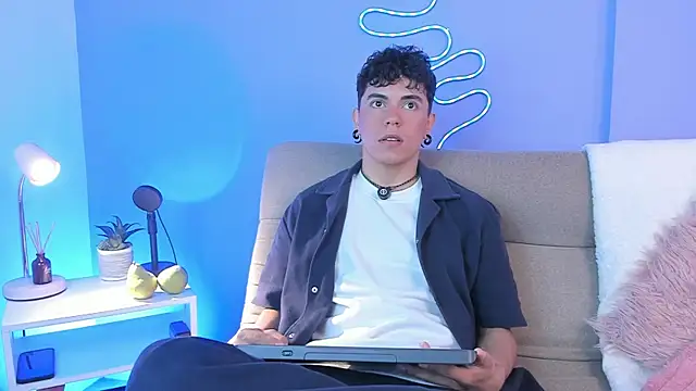 Luch609 online show from May 30, 2:36 pm