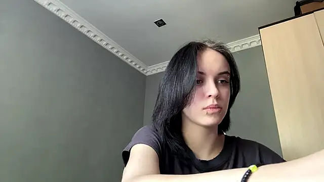 Snapshot of illiebilish chatting on May 29, 7:28 am illiebilish online show from May 29, 7:28 am