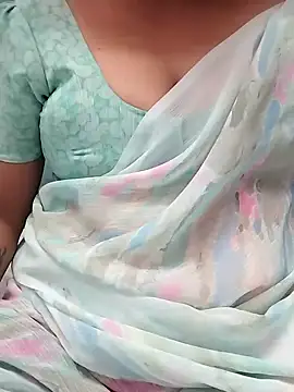 Snapshot of Tamil_Hot_Kulfi chatting on May 28, 5:32 pm Tamil Hot Kulfi online show from May 28, 5:32 pm