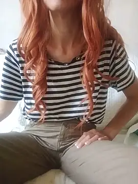 Snapshot of Darija_milf chatting on June 21, 5:10 am Darija milf online show from June 21, 5:10 am