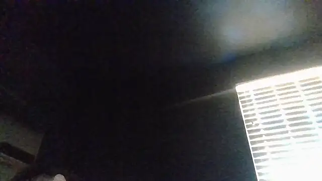Tallhungcloudyyy online show from May 19, 8:26 pm