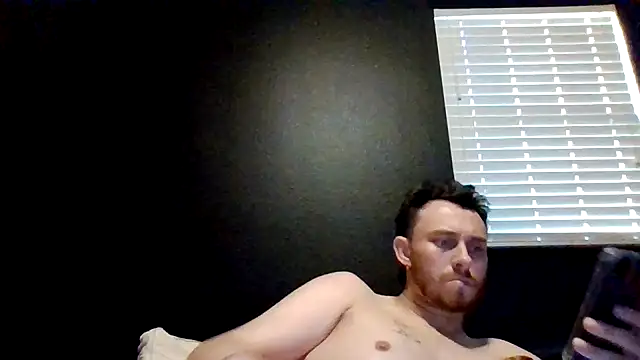 Tallhungcloudyyy online show from May 23, 2:39 am