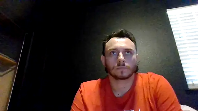 Tallhungcloudyyy online show from May 25, 10:49 pm