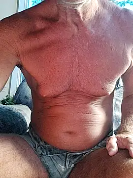 daddygil69 online show from June 30, 1:17 am
