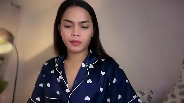 Snapshot of Amylaa chatting on July 8, 1:48 pm Amylaa online show from July 8, 1:48 pm