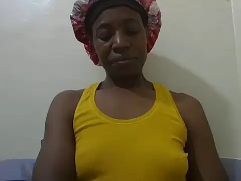 Snapshot of Eebony_Bubbly chatting on June 9, 2:50 pm Eebony Bubbly online show from June 9, 2:50 pm