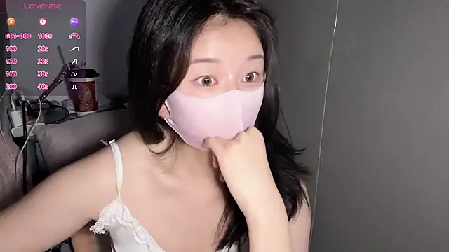 Snapshot of mengmeng-Zzz chatting on May 28, 9:12 pm mengmeng-Zzz online show from May 28, 9:12 pm