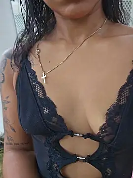 Snapshot of Andra_Barcelo chatting on May 30, 12:46 pm Andra Barcelo online show from May 30, 12:46 pm
