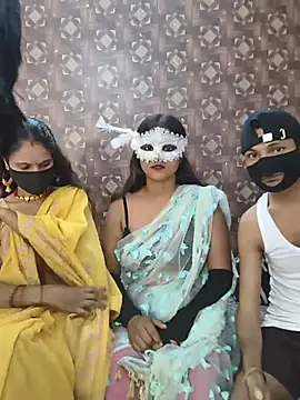 Snapshot of New_desi_bhabhi chatting on May 28, 8:11 am New desi bhabhi online show from May 28, 8:11 am