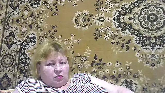 Snapshot of LediMelissa chatting on July 7, 11:20 pm LediMelissa online show from July 7, 11:20 pm