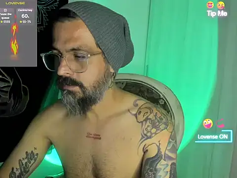 Snapshot of Miguel_angeel_ chatting on July 7, 3:09 am Miguel angeel online show from July 7, 3:09 am