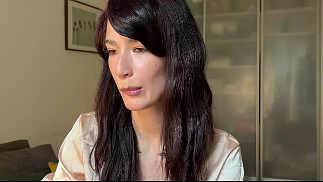 Snapshot of mulaniha chatting on July 9, 5:11 am mulaniha online show from July 9, 5:11 am