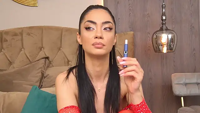 Snapshot of VivienneStark chatting on July 11, 6:43 pm VivienneStark online show from July 11, 6:43 pm
