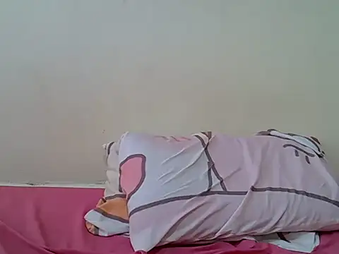 Snapshot of lady_veee chatting on May 23, 11:14 am lady veee online show from May 23, 11:14 am
