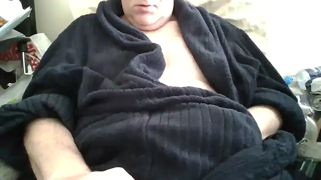 Snapshot of johnboy9781 chatting on May 18, 7:36 am johnboy9781 online show from May 18, 7:36 am