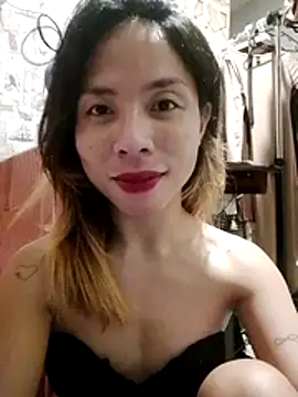 Snapshot of Super_Hot_BunnyXX chatting on June 26, 7:18 pm Super Hot BunnyXX online show from June 26, 7:18 pm