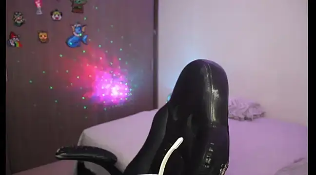 Snapshot of archi_love chatting on January 30, 2:06 am archi love online show from January 30, 2:06 am