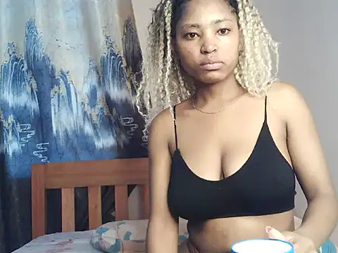 AlexaLoverxo online show from May 26, 7:59 am