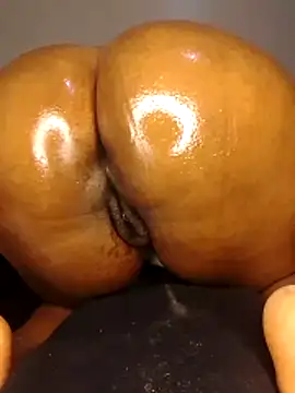 Sexxymeal  online show from May 20, 12:11 pm