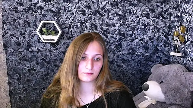 Jenny smille  online show from May 30, 8:33 am