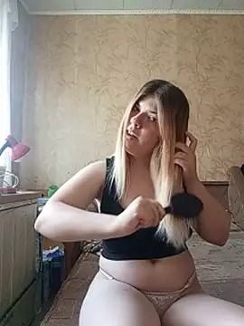Snapshot of -baby_eva- chatting on July 3, 12:33 pm -baby eva- online show from July 3, 12:33 pm