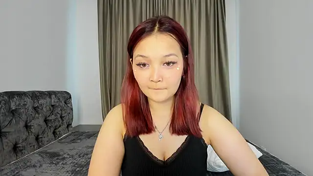 Snapshot of laylasweet_ chatting on May 25, 10:43 am laylasweet online show from May 25, 10:43 am