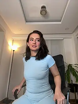 nicollett online show from May 21, 11:01 pm
