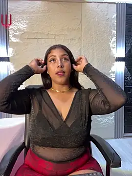 Alexia Lerner online show from May 20, 8:04 pm