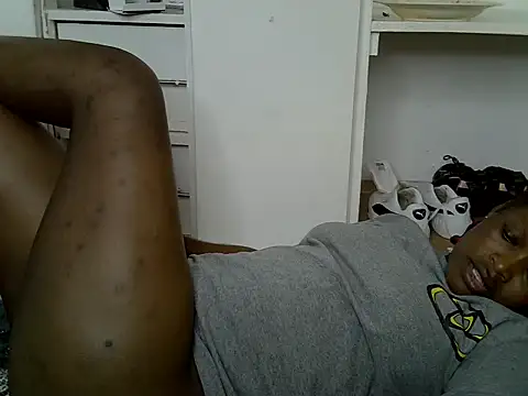 Snapshot of Pinky_lina1 chatting on May 29, 8:29 pm Pinky lina1 online show from May 29, 8:29 pm