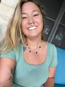 tWerKinGirl36 online show from June 30, 2:51 pm