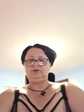 Diana Diafan online show from May 27, 6:49 pm