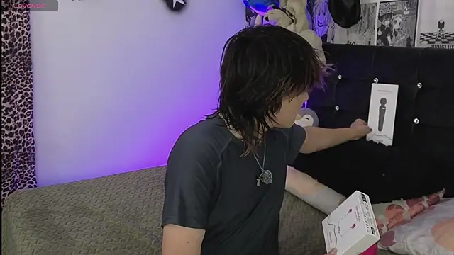Snapshot of Noah-blackwood chatting on May 29, 8:40 pm Noah-blackwood online show from May 29, 8:40 pm
