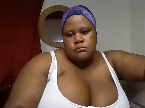 Snapshot of Sexy_boobiess chatting on July 4, 8:37 pm Sexy boobiess online show from July 4, 8:37 pm