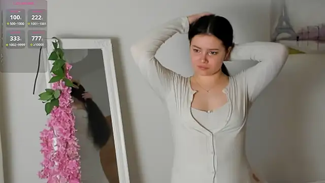 Snapshot of rizz_caprice_ chatting on May 25, 6:14 pm rizz caprice online show from May 25, 6:14 pm