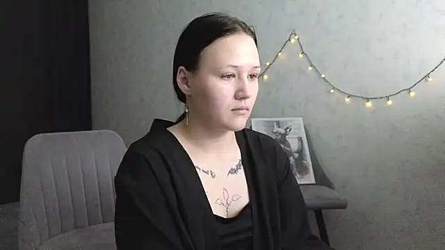 Snapshot of Tori_cute chatting on May 22, 12:29 am Tori cute online show from May 22, 12:29 am